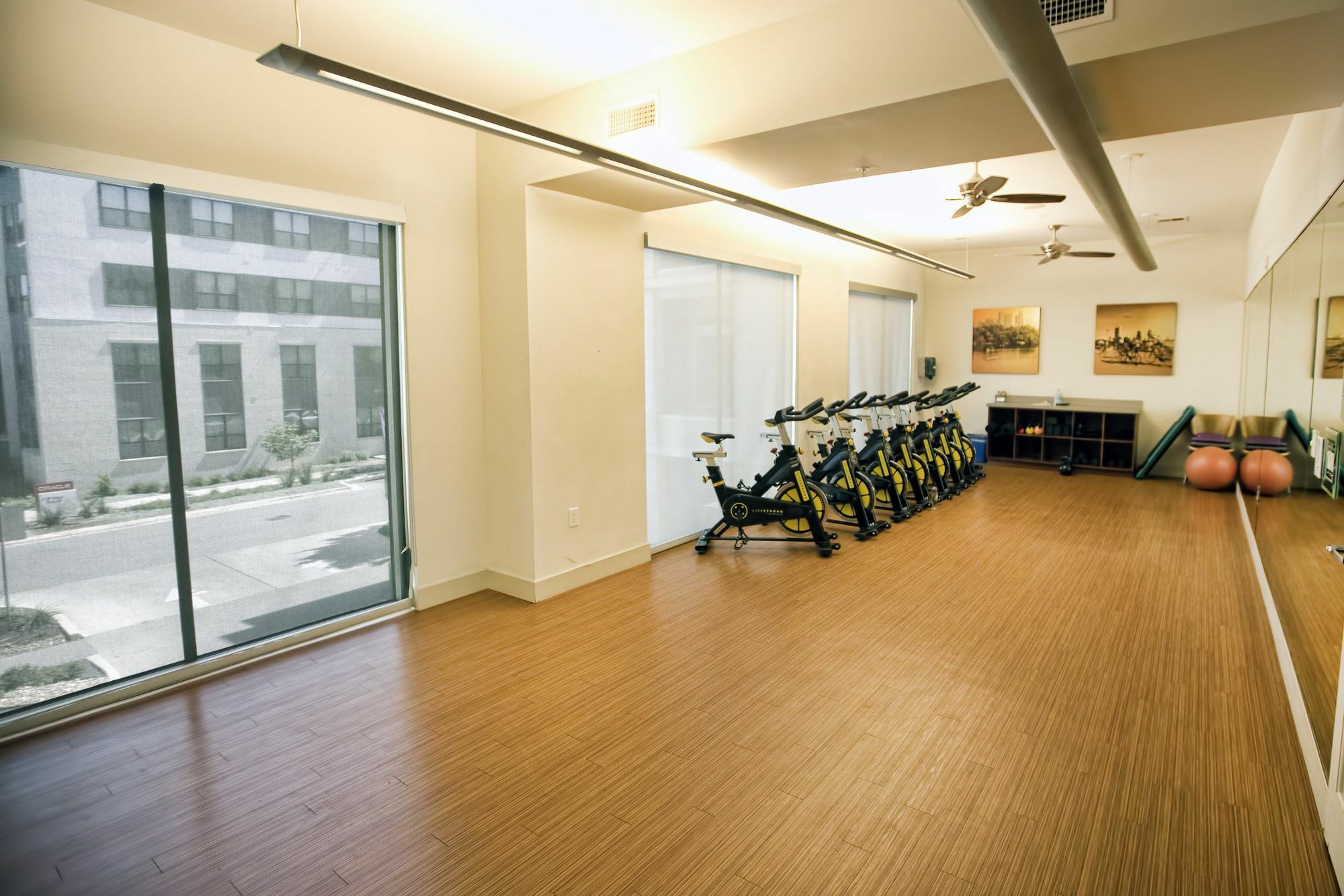 Locale Lakeshore Austin Exterior foto