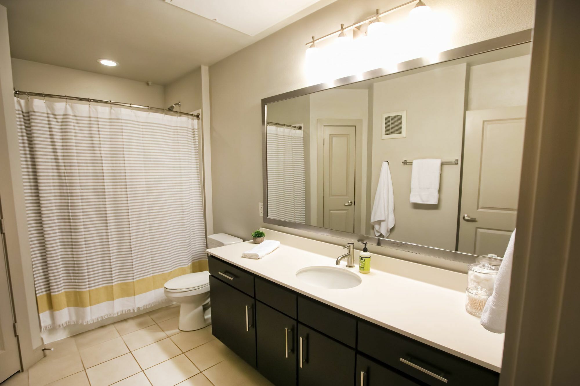 Locale Lakeshore Austin Exterior foto